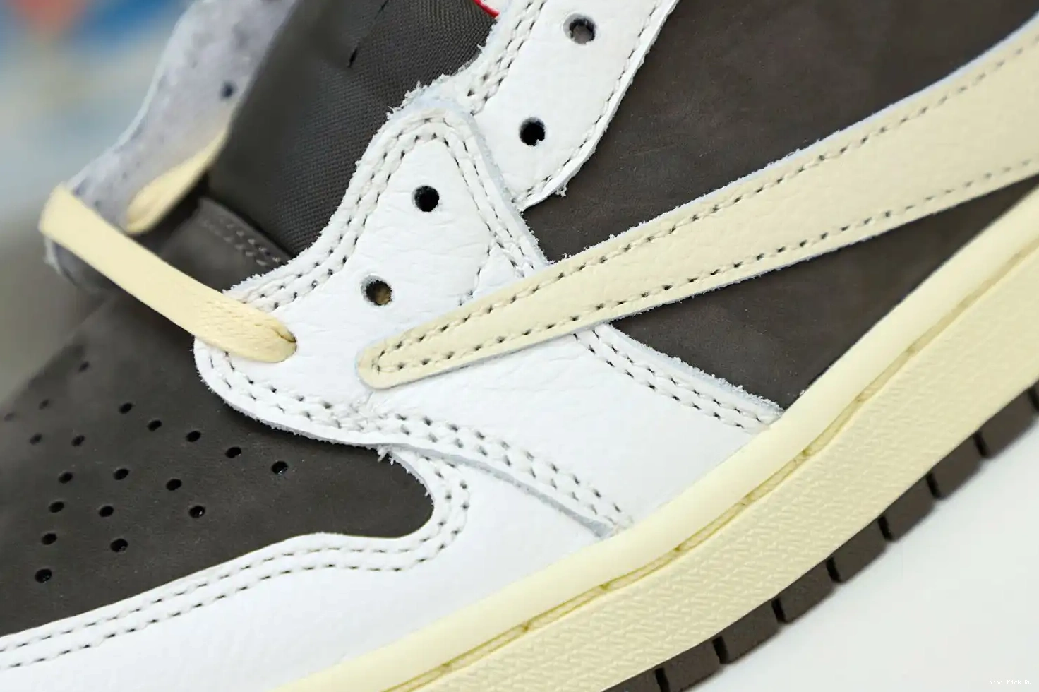 TRAVIS SCOTT 1 AIR LOW REVERSE OG Kimikick MOCHA X JORDAN 0822